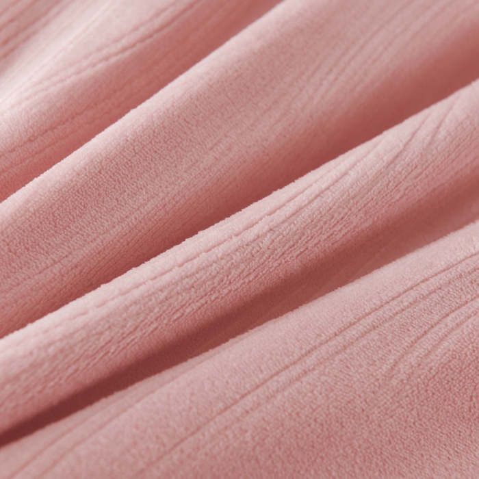 91家纺网 家纺一手货源 找家纺 米瑞娜 2025新款牛奶绒四件套 律动-粉灰