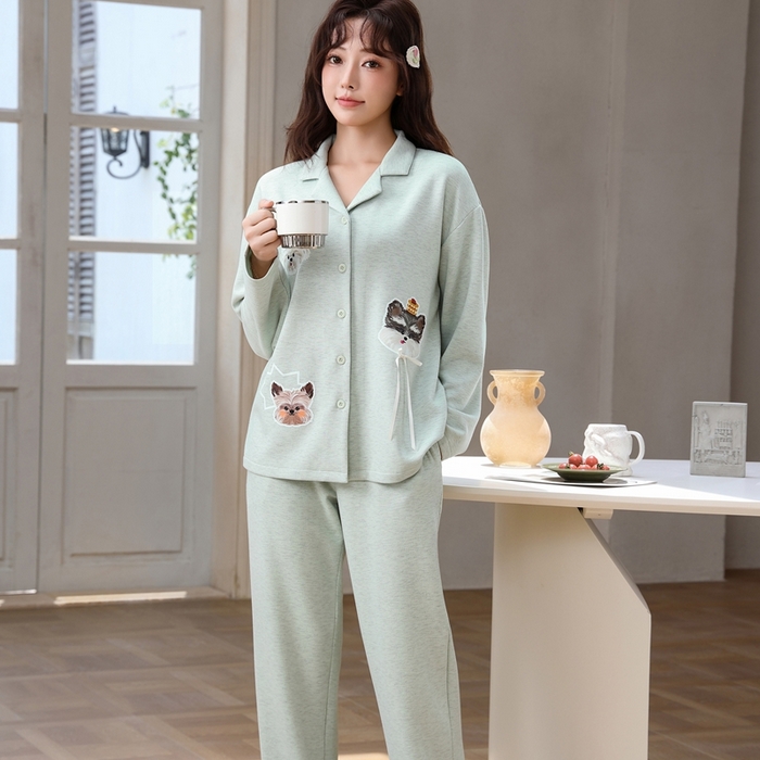 91家纺网 家纺一手货源 找家纺 洛兰沙家居馆 2025新款德绒绵竹加厚300克情侣睡衣男女款睡衣（翻领） 259501-2（女款）