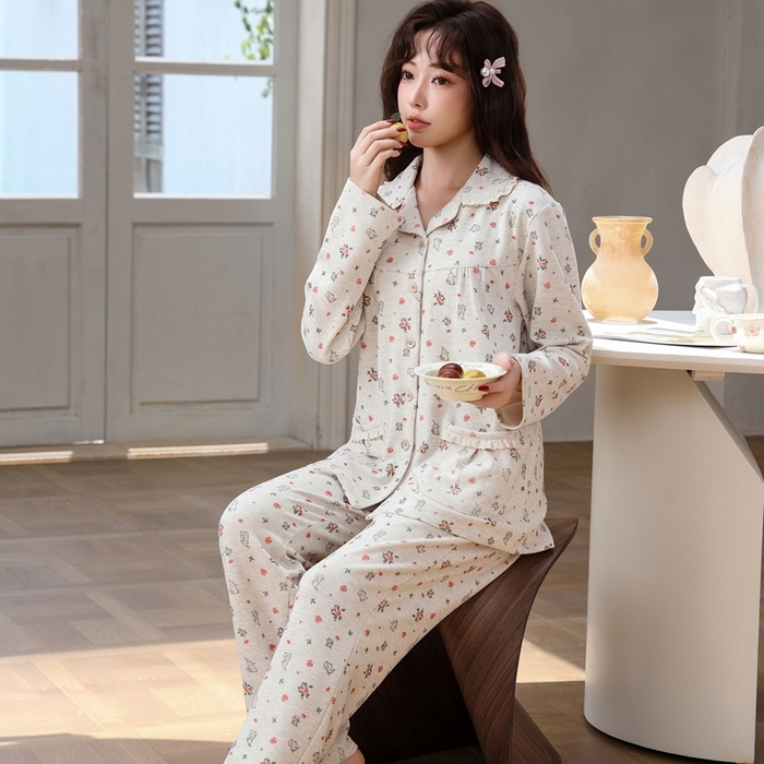 91家纺网 家纺一手货源 找家纺 洛兰沙家居馆 2025新款德绒绵竹加厚300克情侣睡衣男女款睡衣（翻领） 259503（女款）