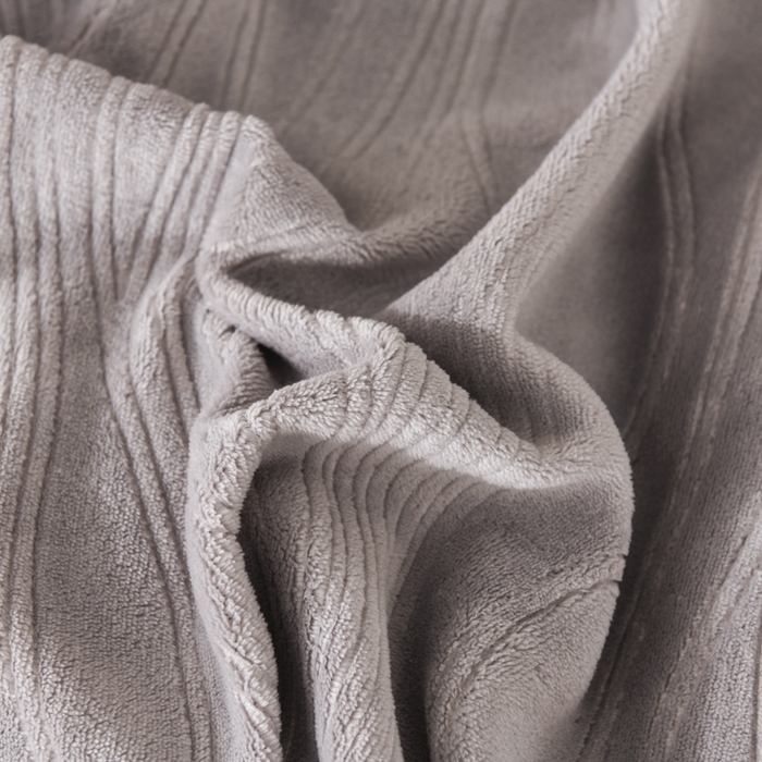 91家纺网 家纺一手货源 找家纺 米瑞娜 2025新款牛奶绒四件套 律动-浅灰