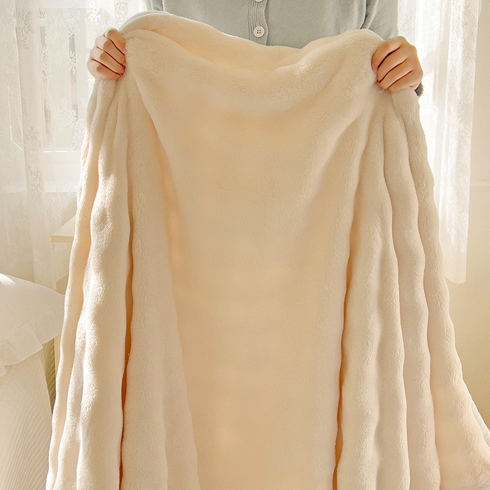 91家纺网 家纺一手货源 找家纺 （总）启发 2025新款泡泡牛奶绒毛毯