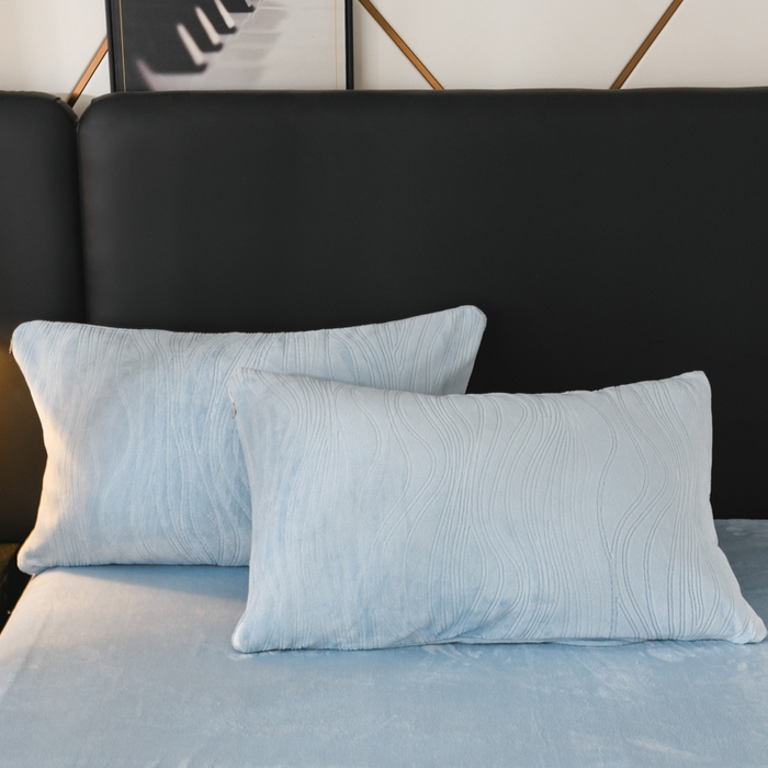 91家纺网 家纺一手货源 找家纺 米瑞娜 2025新款牛奶绒四件套 律动-天蓝