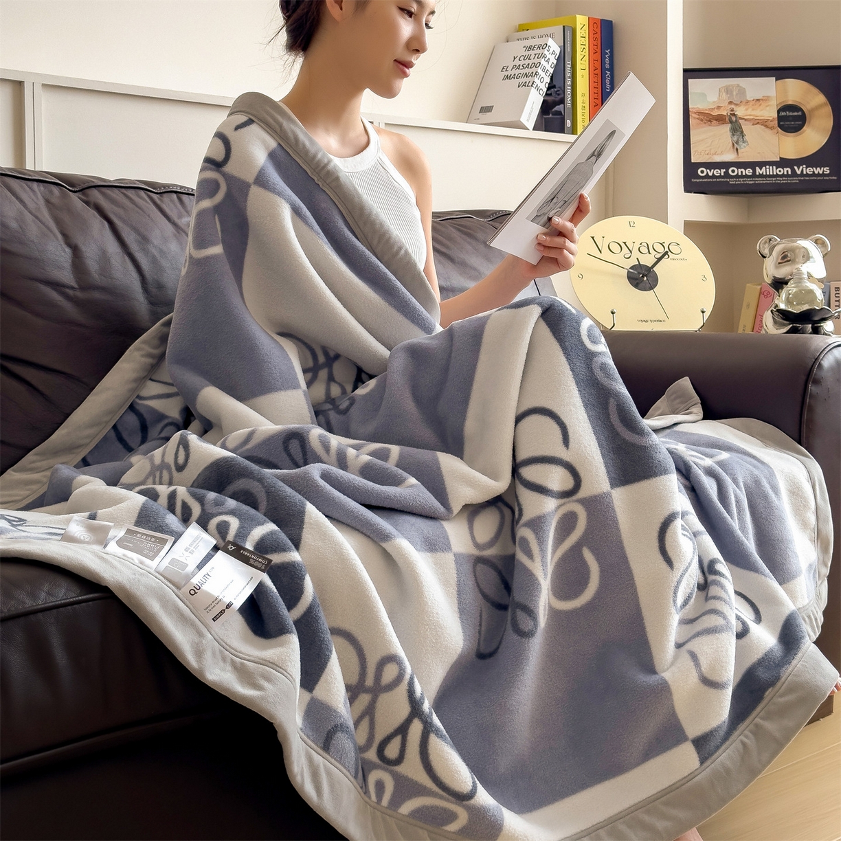 91家纺网 家纺一手货源 找家纺 丝幔家纺 2025新款羊绵绒双层印花毛毯毯子 暮光 蓝