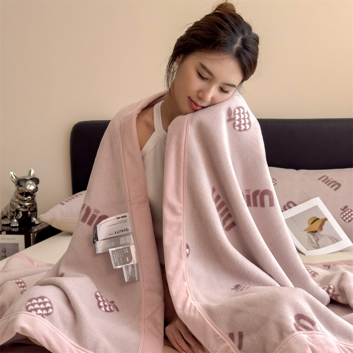 91家纺网 家纺一手货源 找家纺 丝幔家纺 2025新款羊绵绒双层印花毛毯毯子 七七之念