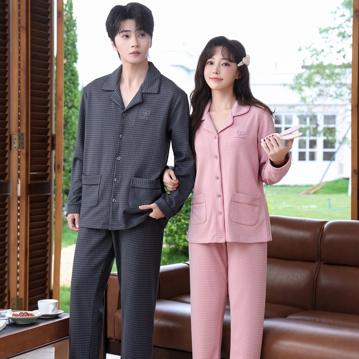 91家纺网 家纺一手货源 找家纺 洛兰沙家居馆 2025新款德绒绵竹加厚300克情侣睡衣男女款睡衣（翻领） 259633-2（情侣款女）