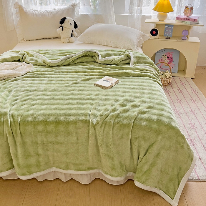 91家纺网 家纺一手货源 找家纺 启发 2025新款泡泡牛奶绒毛毯 泡泡奶绿