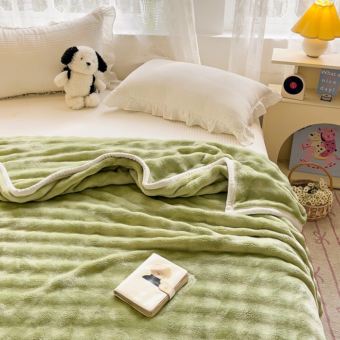 91家纺网 家纺一手货源 找家纺 启发 2025新款泡泡牛奶绒毛毯 泡泡奶绿