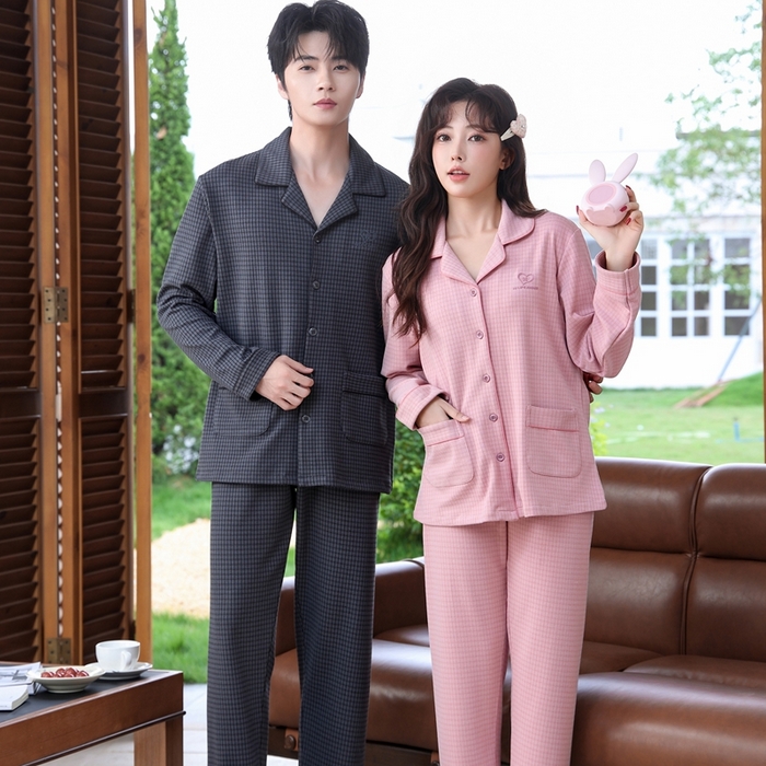 91家纺网 家纺一手货源 找家纺 洛兰沙家居馆 2025新款德绒绵竹加厚300克情侣睡衣男女款睡衣（翻领） 259633-2（情侣款女）