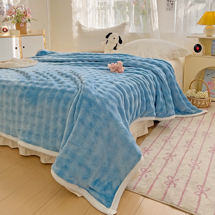 91家纺网 家纺一手货源 找家纺 启发 2025新款泡泡牛奶绒毛毯 泡泡牛仔蓝