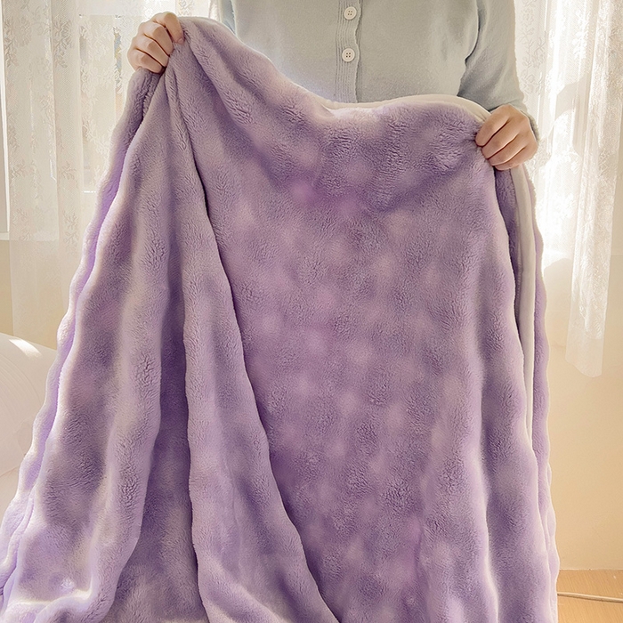 91家纺网 家纺一手货源 找家纺 启发 2025新款泡泡牛奶绒毛毯 泡泡千黛紫