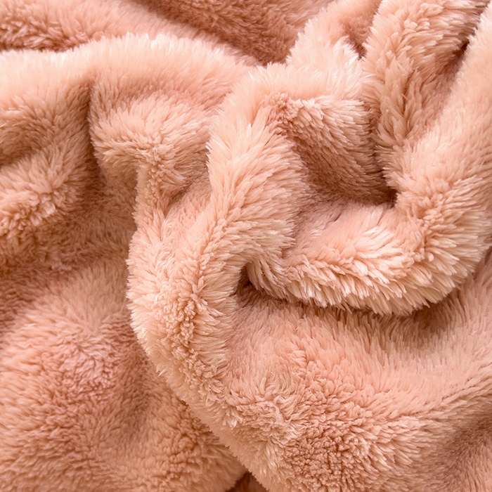 91家纺网 家纺一手货源 找家纺 启发 2025新款泡泡牛奶绒毛毯 泡泡桃粉