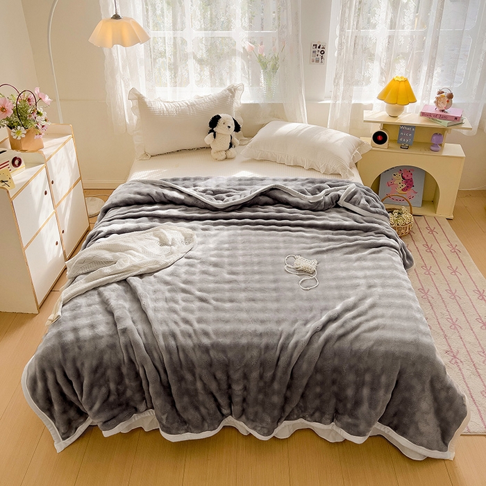 启发 2025新款泡泡牛奶绒毛毯 泡泡雅士灰