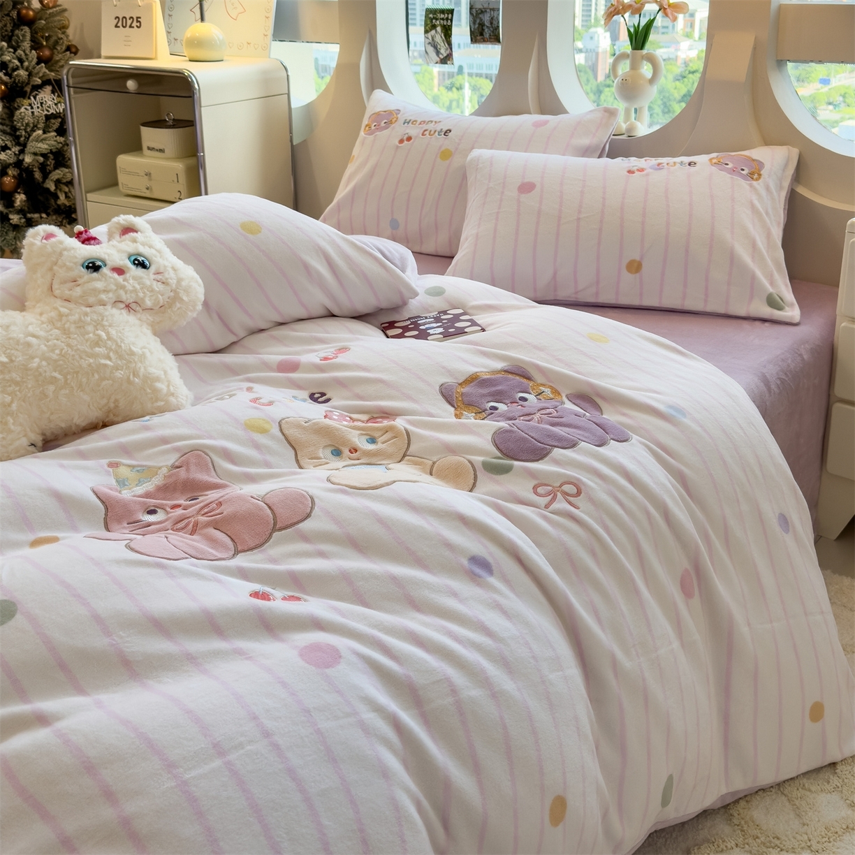 91家纺网 家纺一手货源 找家纺 （总）兄弟坊 2025新款卡通消光牛奶绒贴布绣四件套