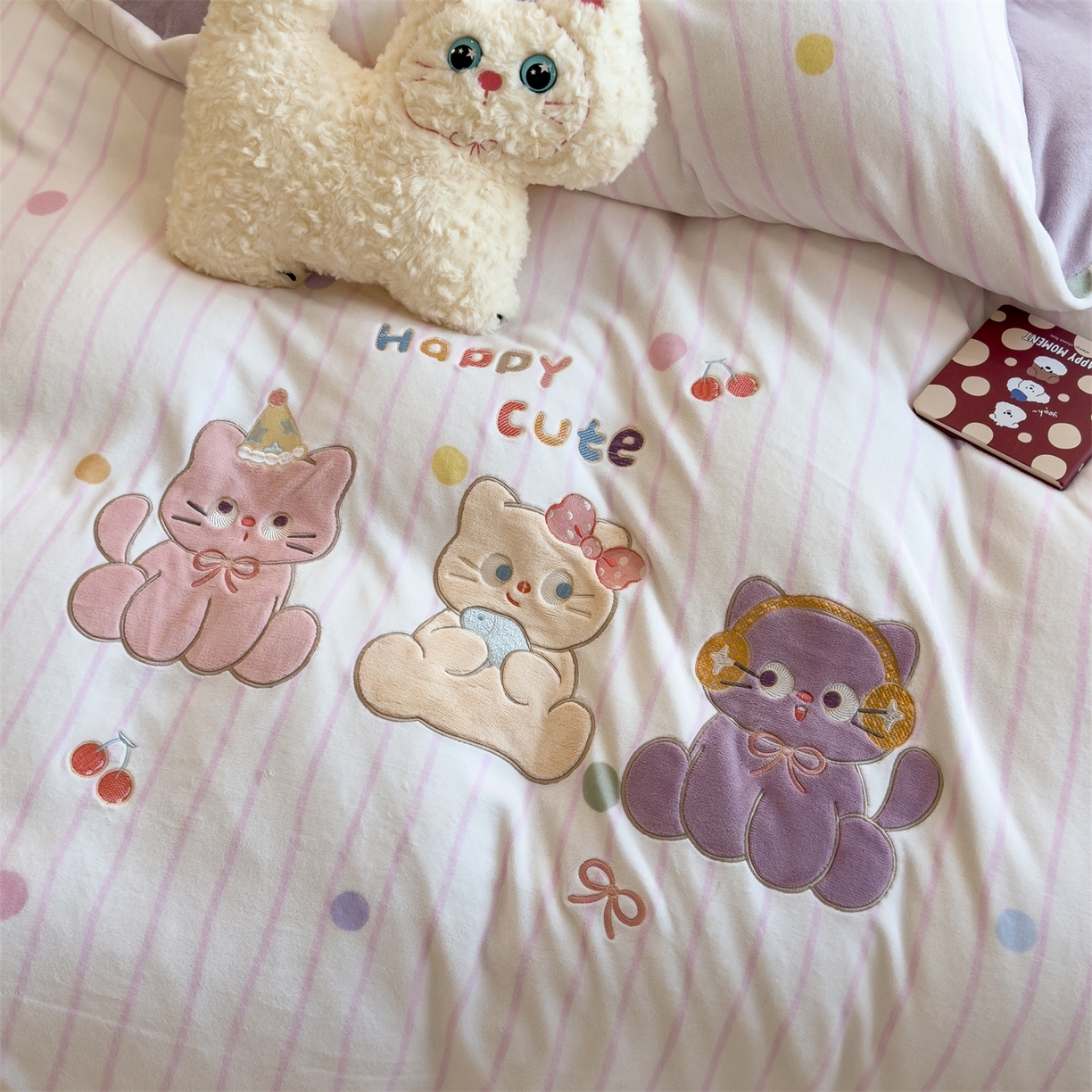 91家纺网 家纺一手货源 找家纺 （总）兄弟坊 2025新款卡通消光牛奶绒贴布绣四件套