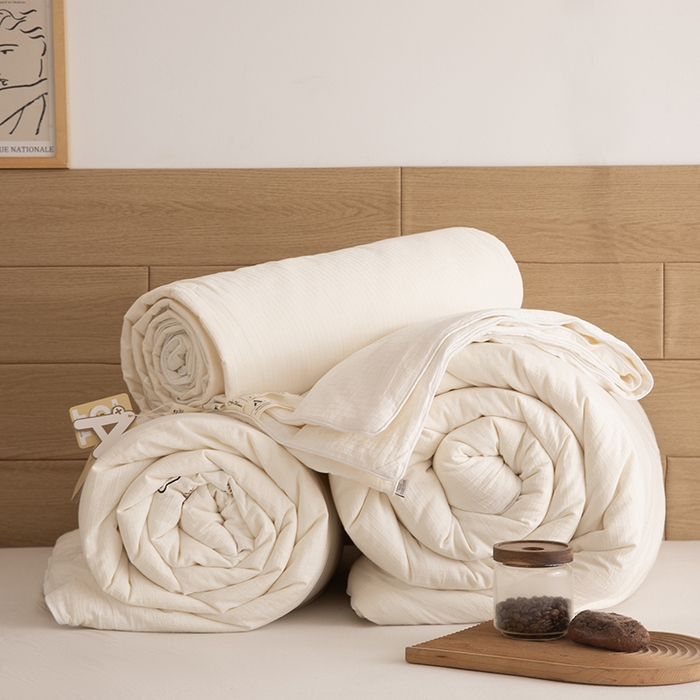 91家纺网 家纺一手货源 找家纺 （总）纪梵茜 2025新款59%大豆原棉被被子被芯场景二-豆朴