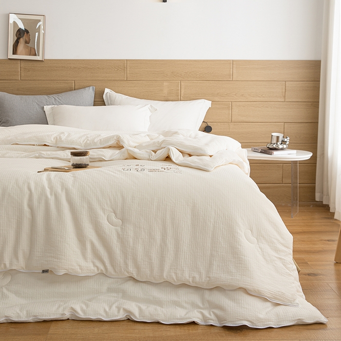 91家纺网 家纺一手货源 找家纺 （总）纪梵茜 2025新款59%大豆原棉被被子被芯场景二-豆朴