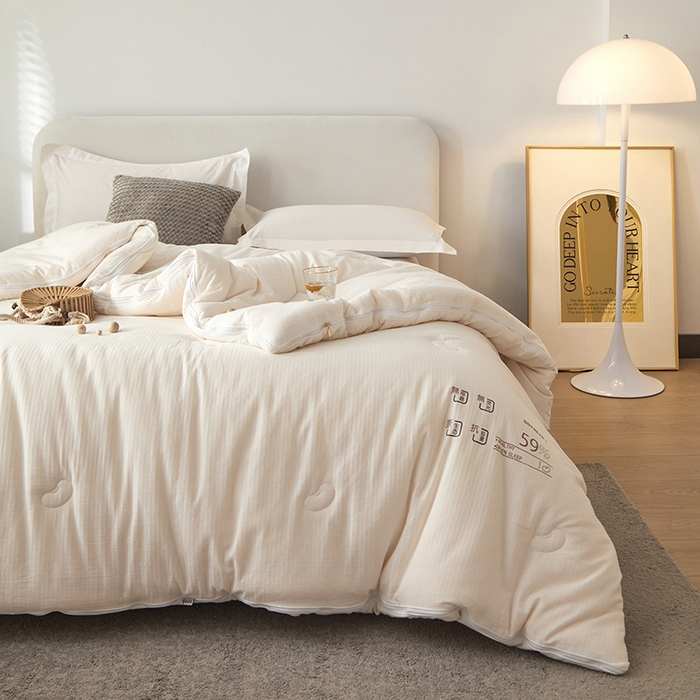 91家纺网 家纺一手货源 找家纺 （总）纪梵茜 2025新款59%大豆原棉被被子被芯场景一-豆朴