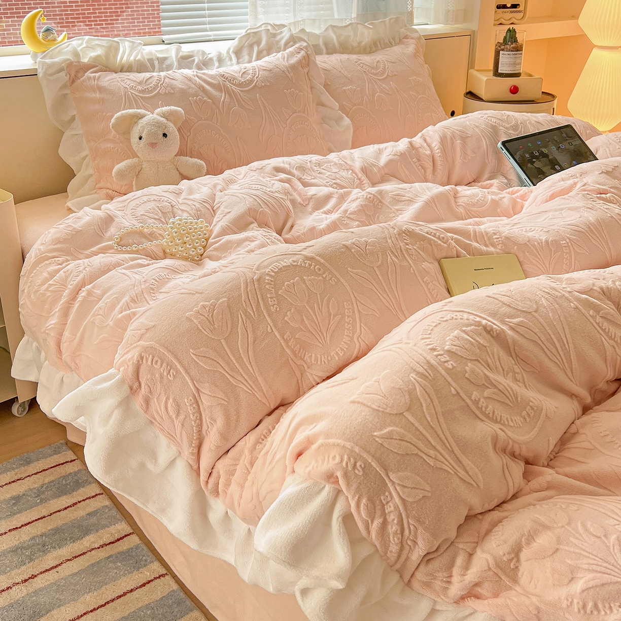 亿梵家居 2025新款法式花边款A类5D牛奶绒立体雕花四件套（提供买家秀） 花边款  郁金香-樱花粉