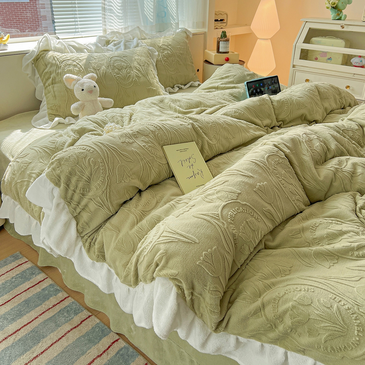 亿梵家居 2025新款法式花边款A类5D牛奶绒立体雕花四件套（提供买家秀） 花边款  郁金香-原野绿