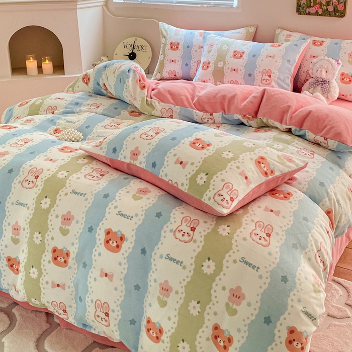 91家纺网 家纺一手货源 找家纺 斯卡诺家纺 2025小清新加厚高克重牛奶绒四件套网红直播爆款 花边动物