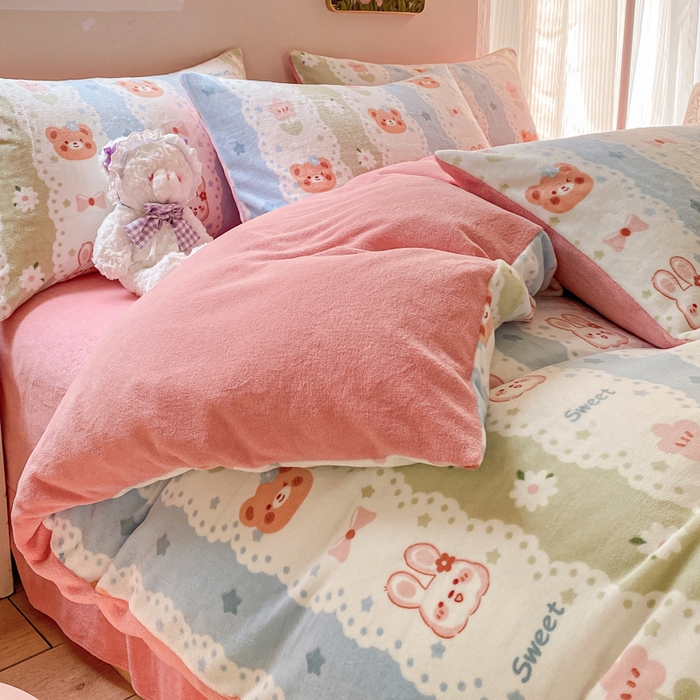 91家纺网 家纺一手货源 找家纺 斯卡诺家纺 2025小清新加厚高克重牛奶绒四件套网红直播爆款 花边动物