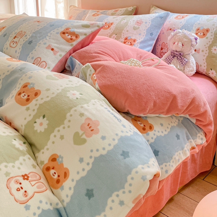 91家纺网 家纺一手货源 找家纺 斯卡诺家纺 2025小清新加厚高克重牛奶绒四件套网红直播爆款 花边动物