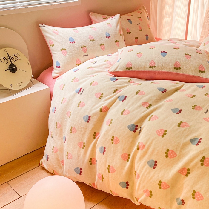 91家纺网 家纺一手货源 找家纺 斯卡诺家纺 2025小清新加厚高克重牛奶绒四件套网红直播爆款 萝卜