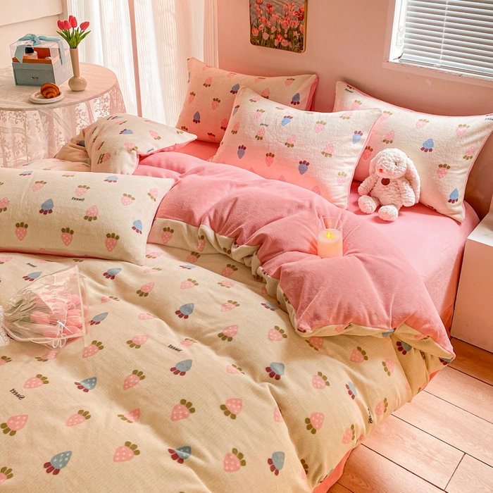 91家纺网 家纺一手货源 找家纺 斯卡诺家纺 2025小清新加厚高克重牛奶绒四件套网红直播爆款 萝卜