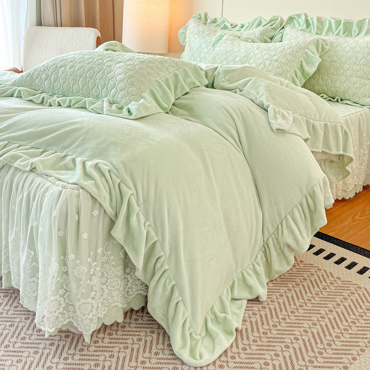 民新家纺 2025新款牛奶绒花边床裙四件套 浪漫时光-浅绿