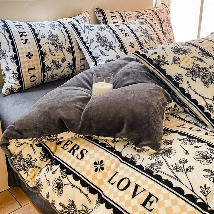 91家纺网 家纺一手货源 找家纺 斯卡诺家纺 2025小清新加厚高克重牛奶绒四件套网红直播爆款 魅影