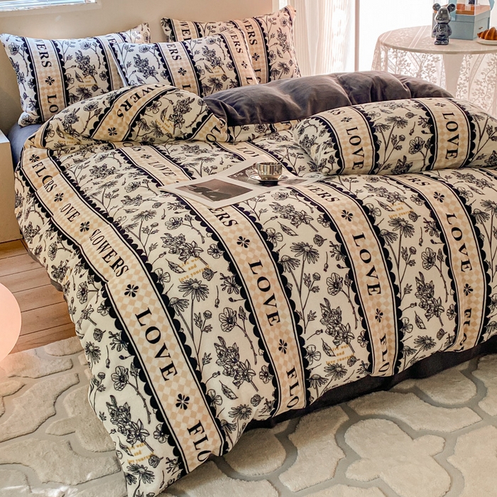 91家纺网 家纺一手货源 找家纺 斯卡诺家纺 2025小清新加厚高克重牛奶绒四件套网红直播爆款 魅影