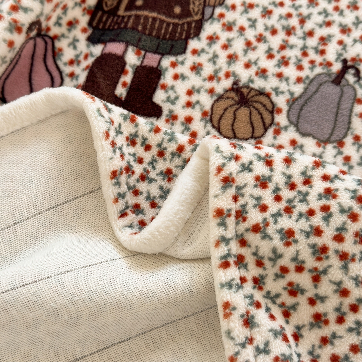 91家纺网 家纺一手货源 找家纺 丽美人家纺 2025新款小版印花牛奶绒床单单床单床单单件 春日女孩