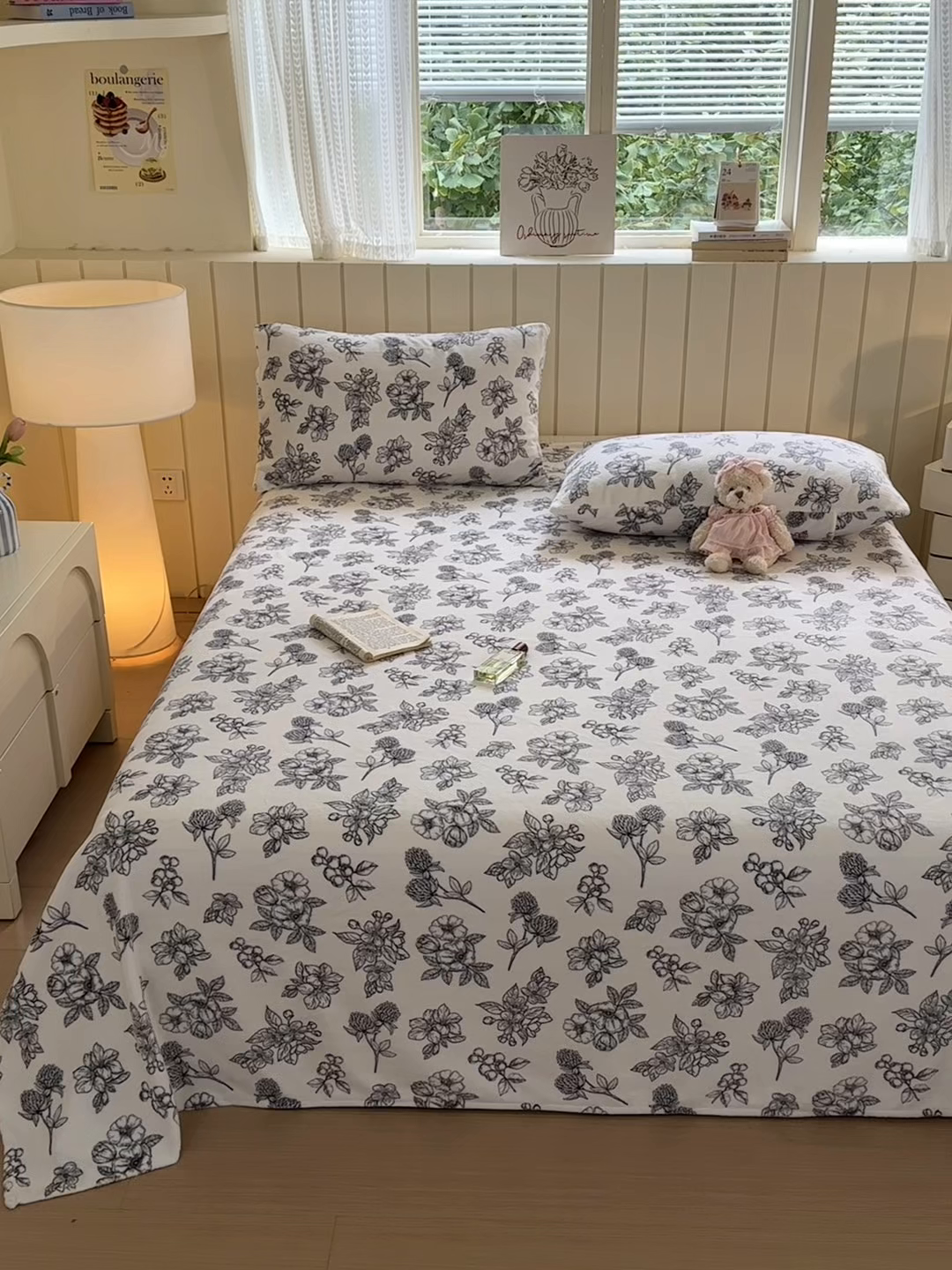 91家纺网 家纺一手货源 找家纺 丽美人家纺 2025新款小版印花牛奶绒床单单床单床单单件 复古山茶