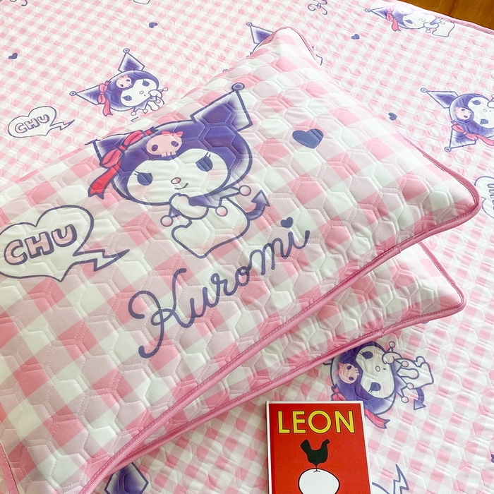 91家纺网 家纺一手货源 找家纺 一电 2025新款牛奶丝凉席床笠可水洗凉感丝凉席学生宿舍单人裸睡空调席-系列一 欢乐库洛米