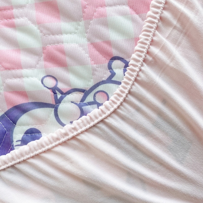 91家纺网 家纺一手货源 找家纺 一电 2025新款牛奶丝凉席床笠可水洗凉感丝凉席学生宿舍单人裸睡空调席-系列一 欢乐库洛米