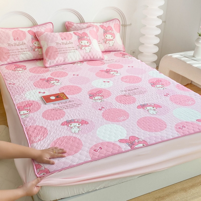 91家纺网 家纺一手货源 找家纺 一电 2025新款牛奶丝凉席床笠可水洗凉感丝凉席学生宿舍单人裸睡空调席-系列一 圈圈美乐蒂