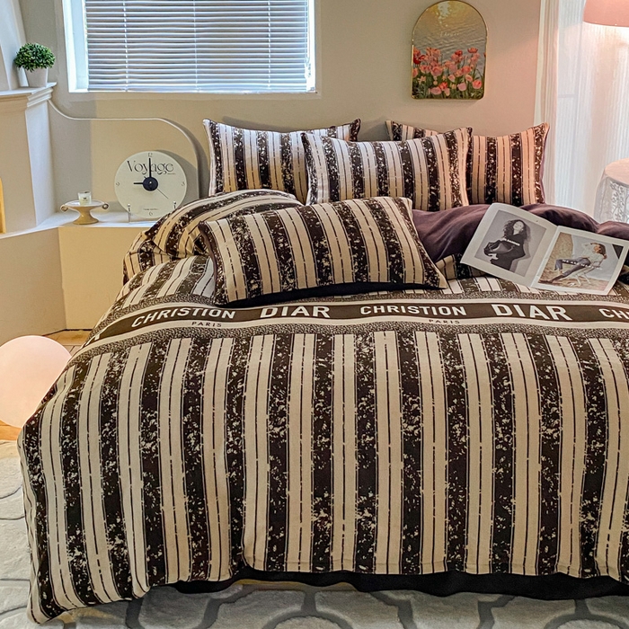 91家纺网 家纺一手货源 找家纺 斯卡诺家纺 2025小清新加厚高克重牛奶绒四件套网红直播爆款 泥点子母