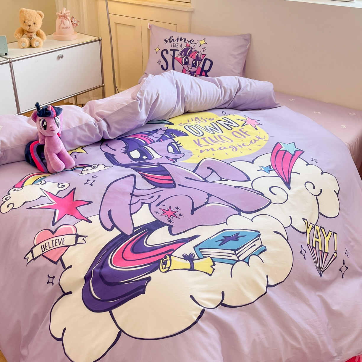 91家纺网 家纺一手货源 找家纺 金爱家 2025新款纯棉大版数码印花系列四件套-小马宝莉 纯棉大版-闪亮紫悦