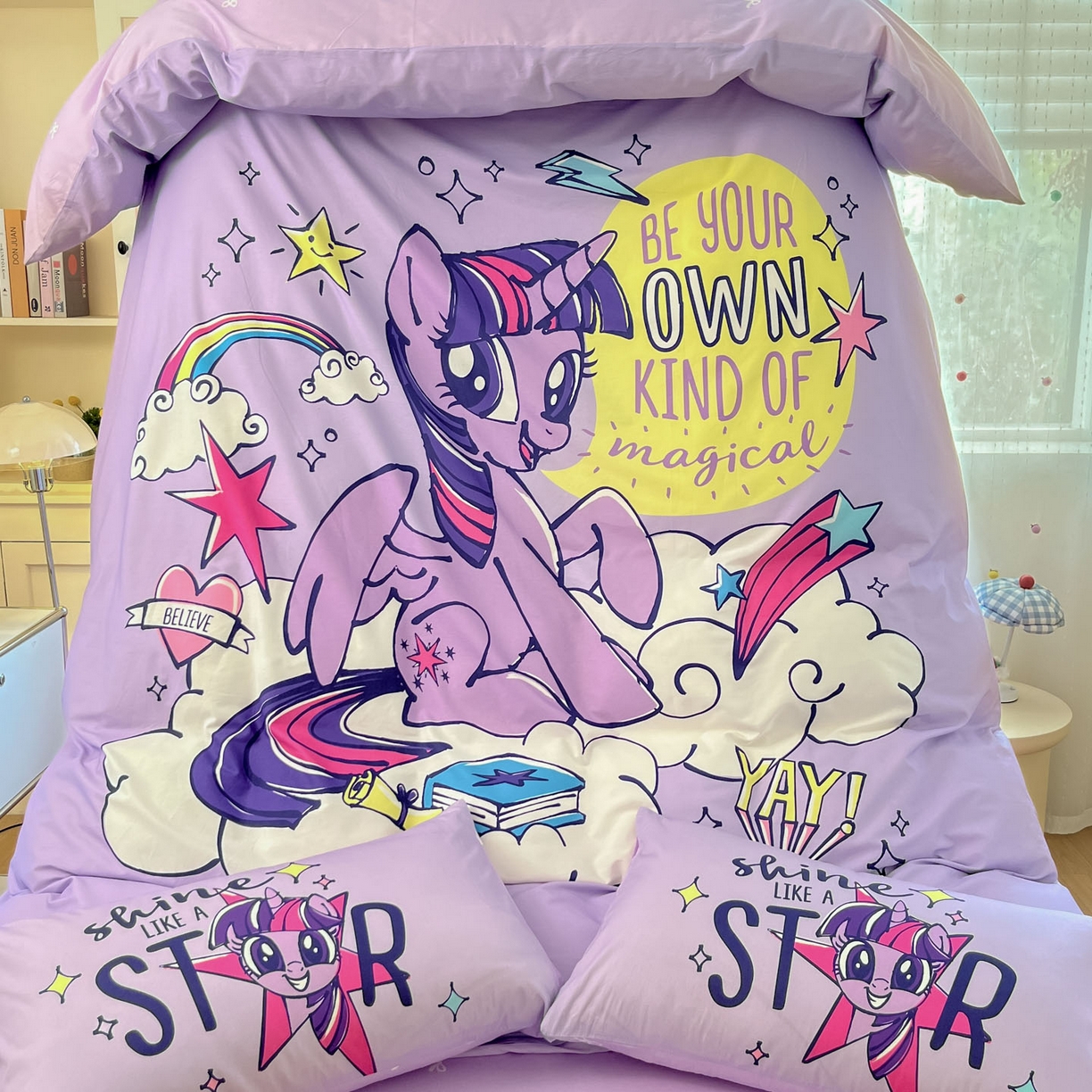 91家纺网 家纺一手货源 找家纺 金爱家 2025新款纯棉大版数码印花系列四件套-小马宝莉 纯棉大版-闪亮紫悦