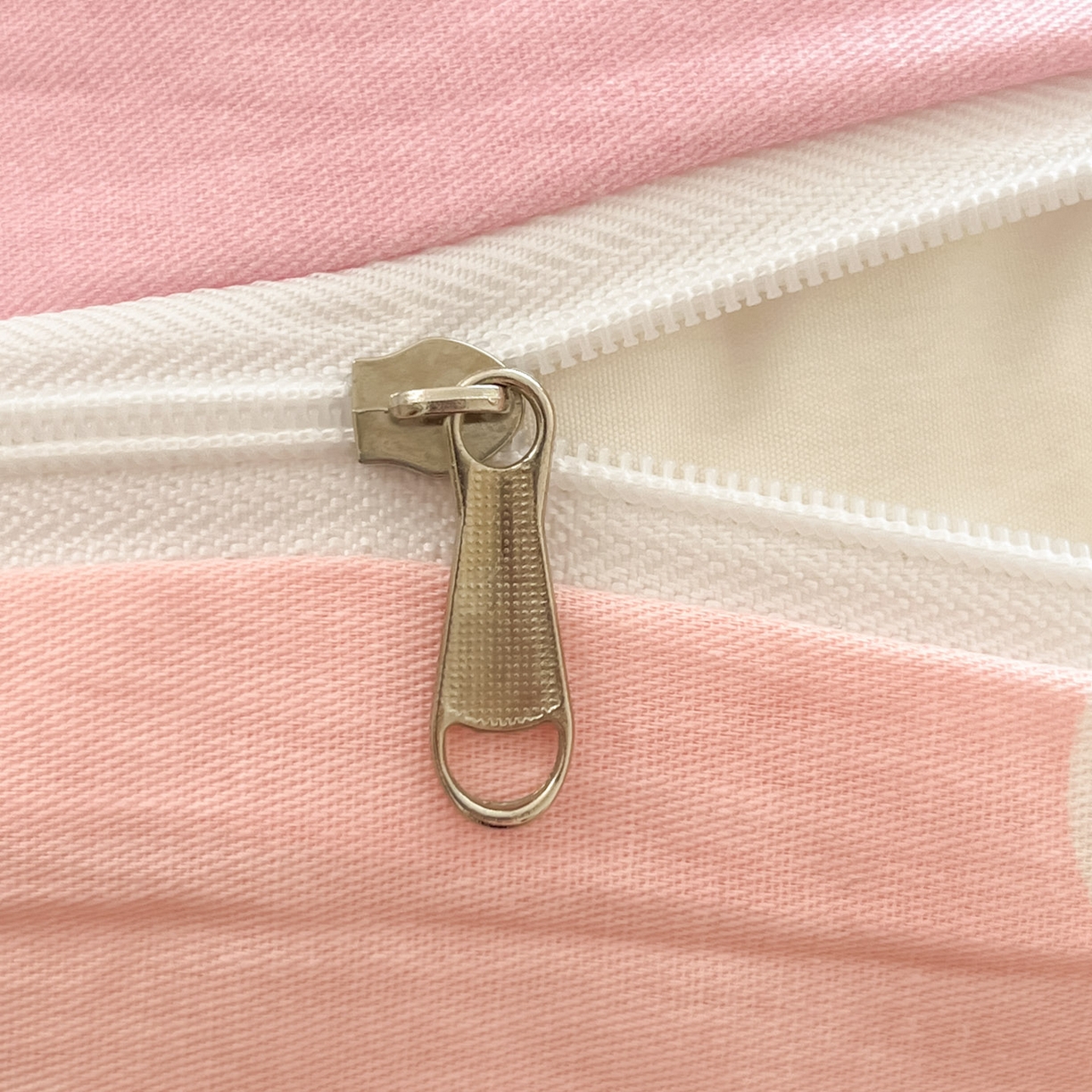 91家纺网 家纺一手货源 找家纺 金爱家 2025新款纯棉大版数码印花系列四件套-小马宝莉 纯棉大版-彩虹好朋友