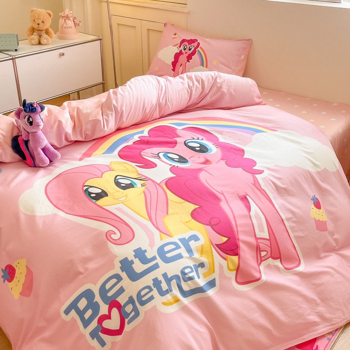 91家纺网 家纺一手货源 找家纺 金爱家 2025新款纯棉大版数码印花系列四件套-小马宝莉 纯棉大版-彩虹好朋友