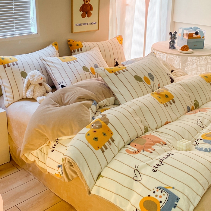 91家纺网 家纺一手货源 找家纺 斯卡诺家纺 2025小清新加厚高克重牛奶绒四件套网红直播爆款 气球小象