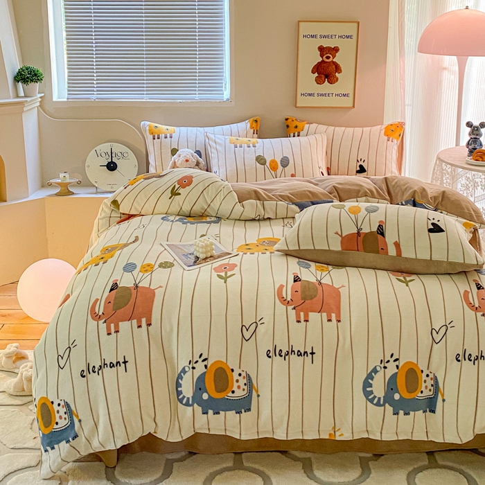 91家纺网 家纺一手货源 找家纺 斯卡诺家纺 2025小清新加厚高克重牛奶绒四件套网红直播爆款 气球小象