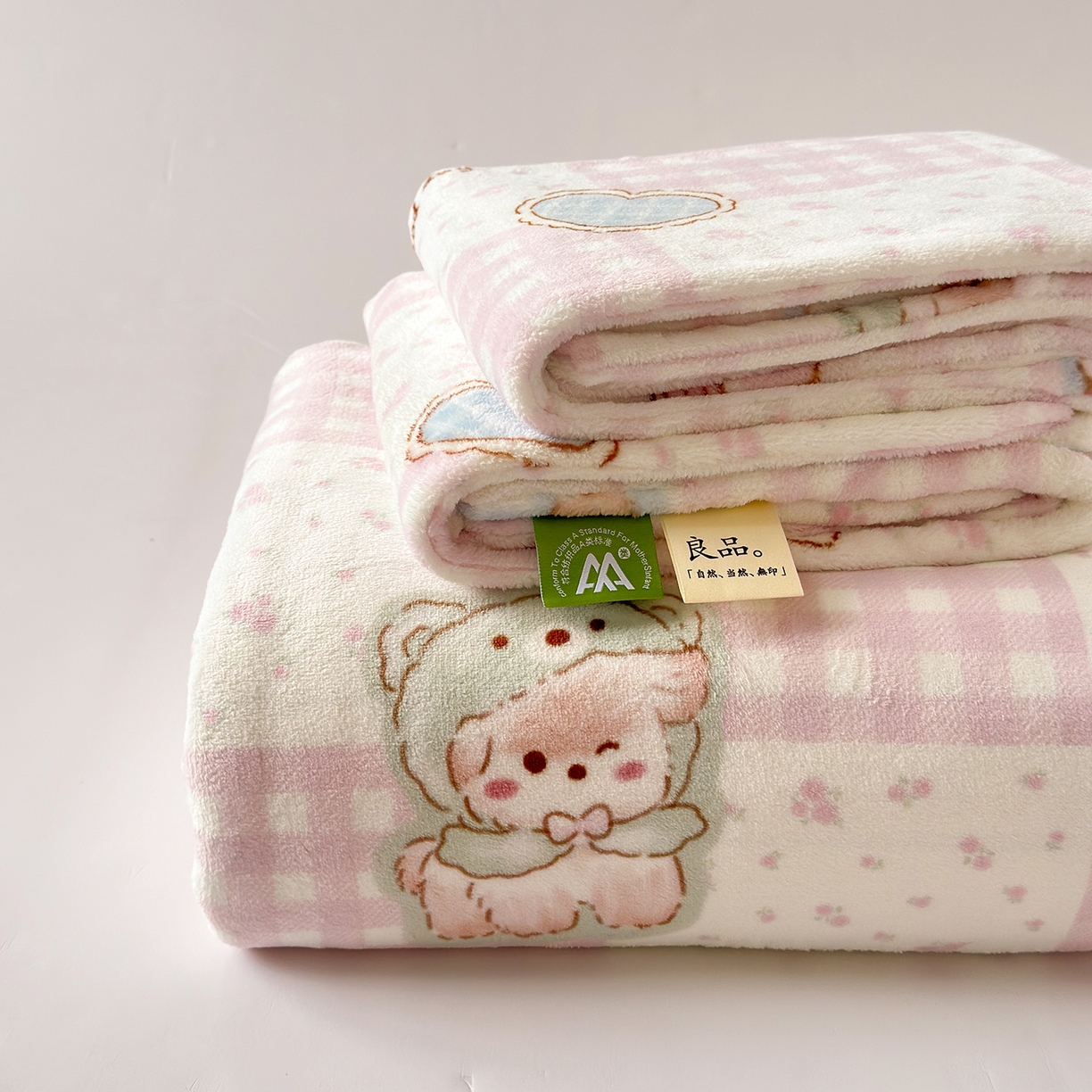 91家纺网 家纺一手货源 找家纺 丽美人家纺 2025新款小版印花牛奶绒床单单床单床单单件 萌熊日记