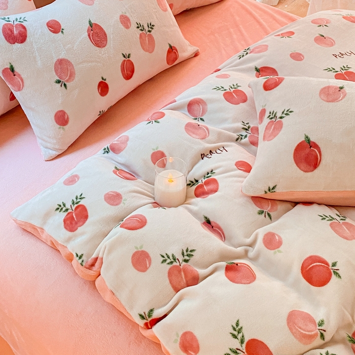 91家纺网 家纺一手货源 找家纺 斯卡诺家纺 2025小清新加厚高克重牛奶绒四件套网红直播爆款 水果