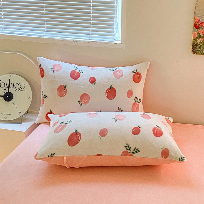 91家纺网 家纺一手货源 找家纺 斯卡诺家纺 2025小清新加厚高克重牛奶绒四件套网红直播爆款 水果