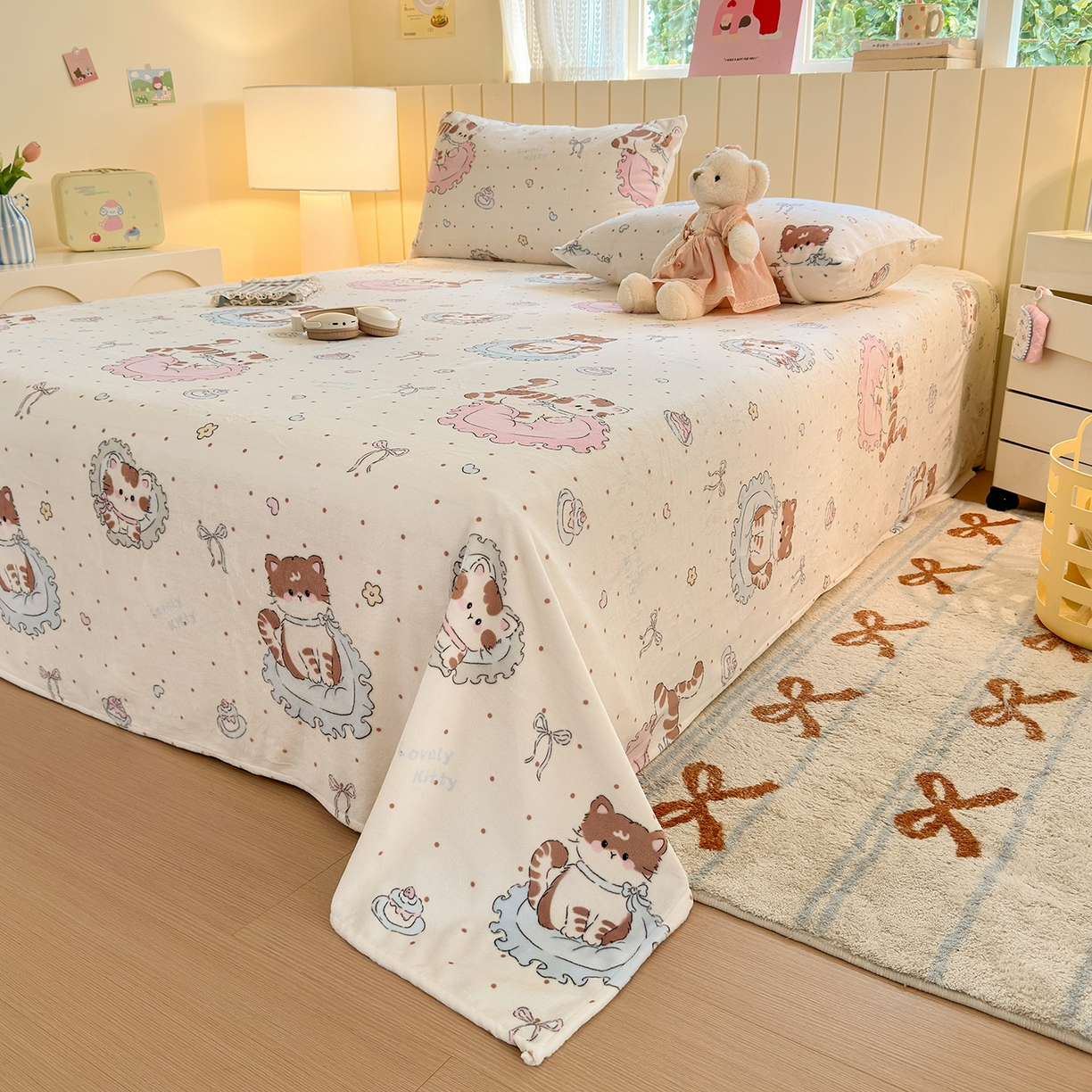 91家纺网 家纺一手货源 找家纺 丽美人家纺 2025新款小版印花牛奶绒床单单床单床单单件 奶萌小猫