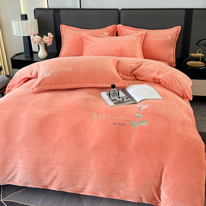 91家纺网 家纺一手货源 找家纺 （总）富缦庭 2025新款牛奶绒绣花四件套