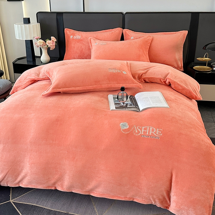 91家纺网 家纺一手货源 找家纺 富缦庭 2024新款直播爆款小清新印花牛奶绒床盖四件套 玫瑰香氛