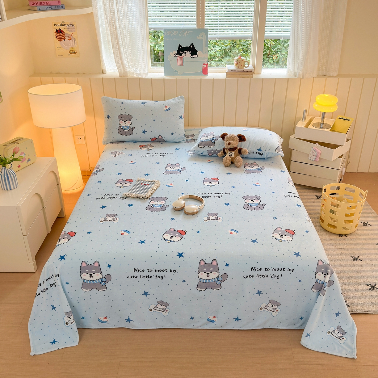 91家纺网 家纺一手货源 找家纺 丽美人家纺 2025新款小版印花牛奶绒床单单床单床单单件 甜心猫咪-蓝